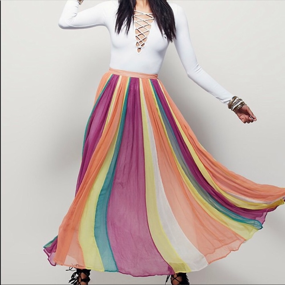 BRAND🆕WT FREE PEOPLE MULTI COLOR MAXI SKIRT🖤✔️🥊